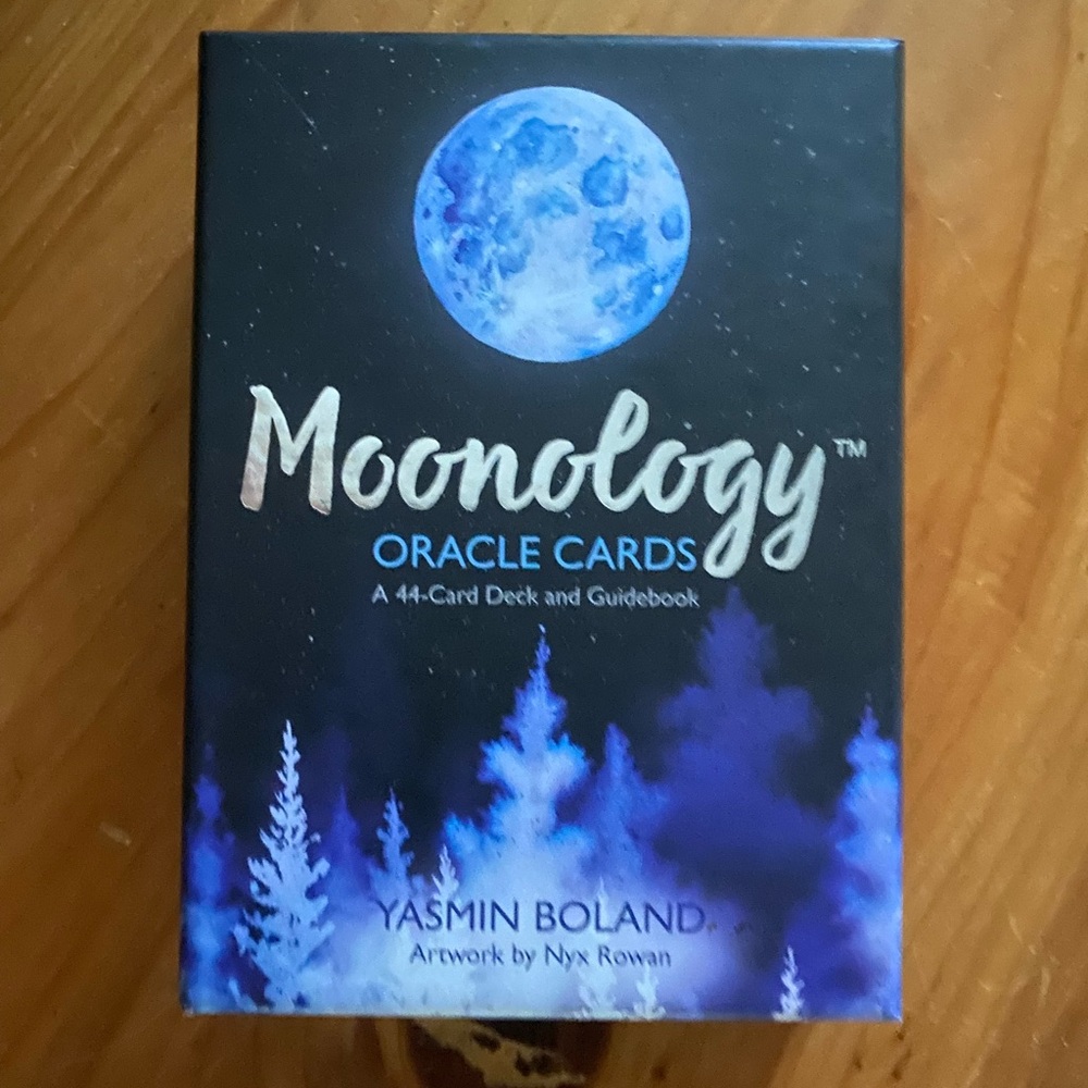 Moonology Oracle Cards EDGED 44 Moon Astrology Oracle Deck Guidebook Divination